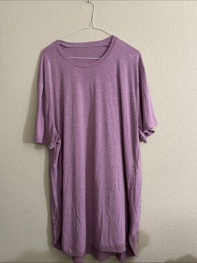Lululemon Men’s Tee
